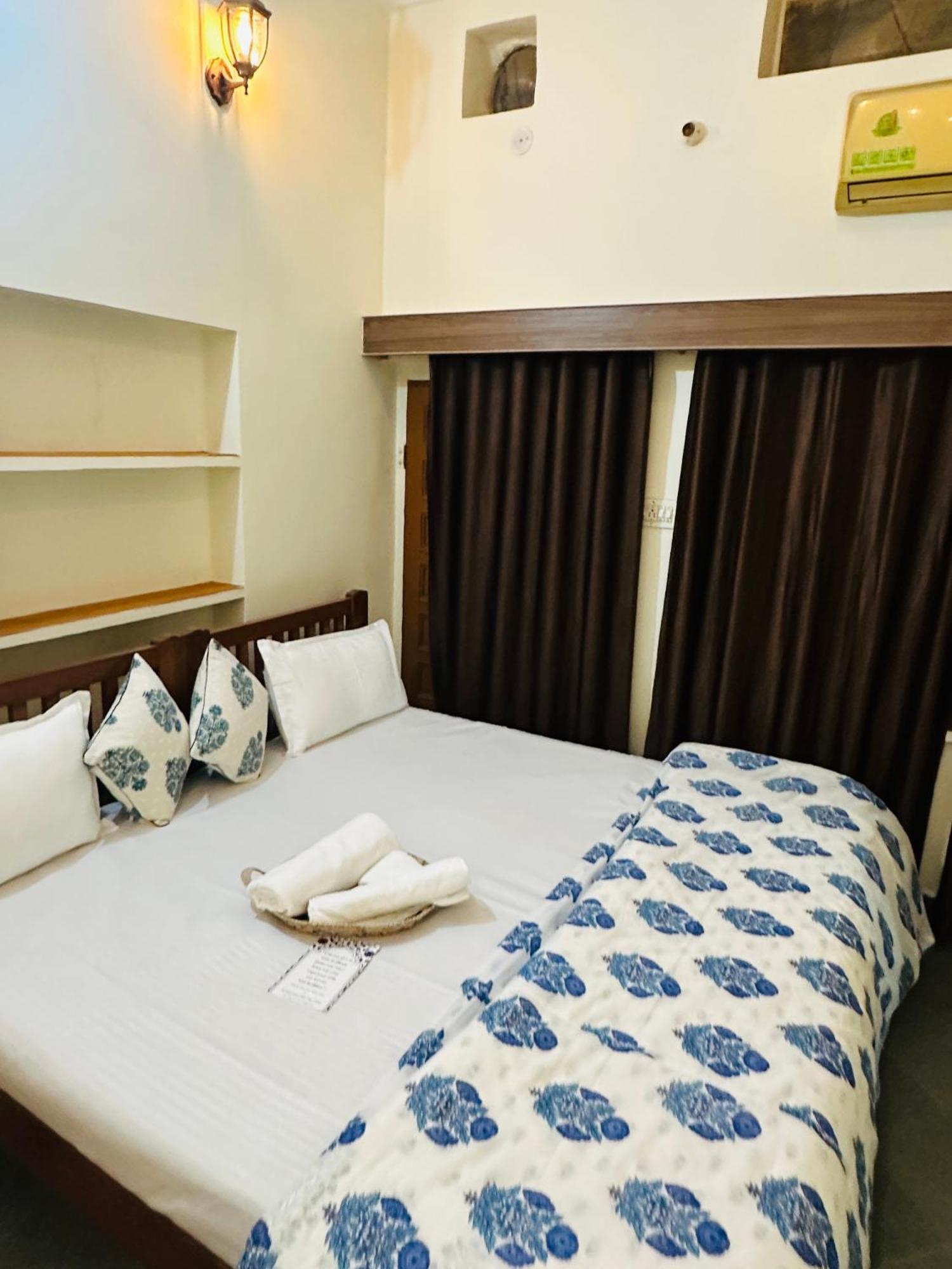 Travellers Village Hostel